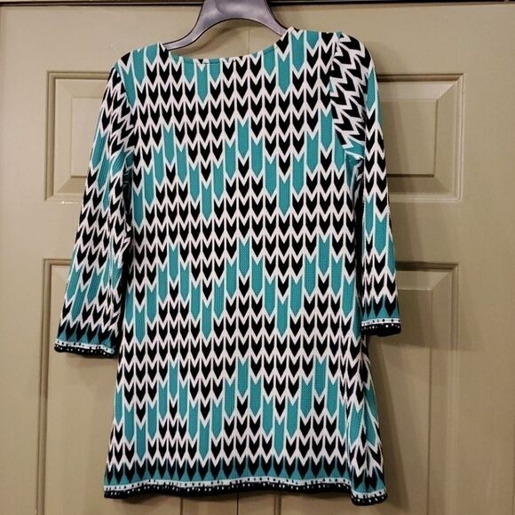 La Vanya three quarter sleeve blouse - Picture 2 of 7